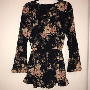 Last call! Floral Romper w/ Ruffle Shorts